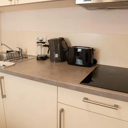Full House - Cityvibes - Netflix + Wifi Inkl. Apartman